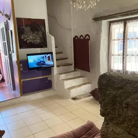 280 M2 De Charme